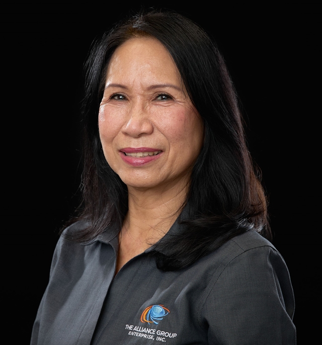 Nguyet Lee